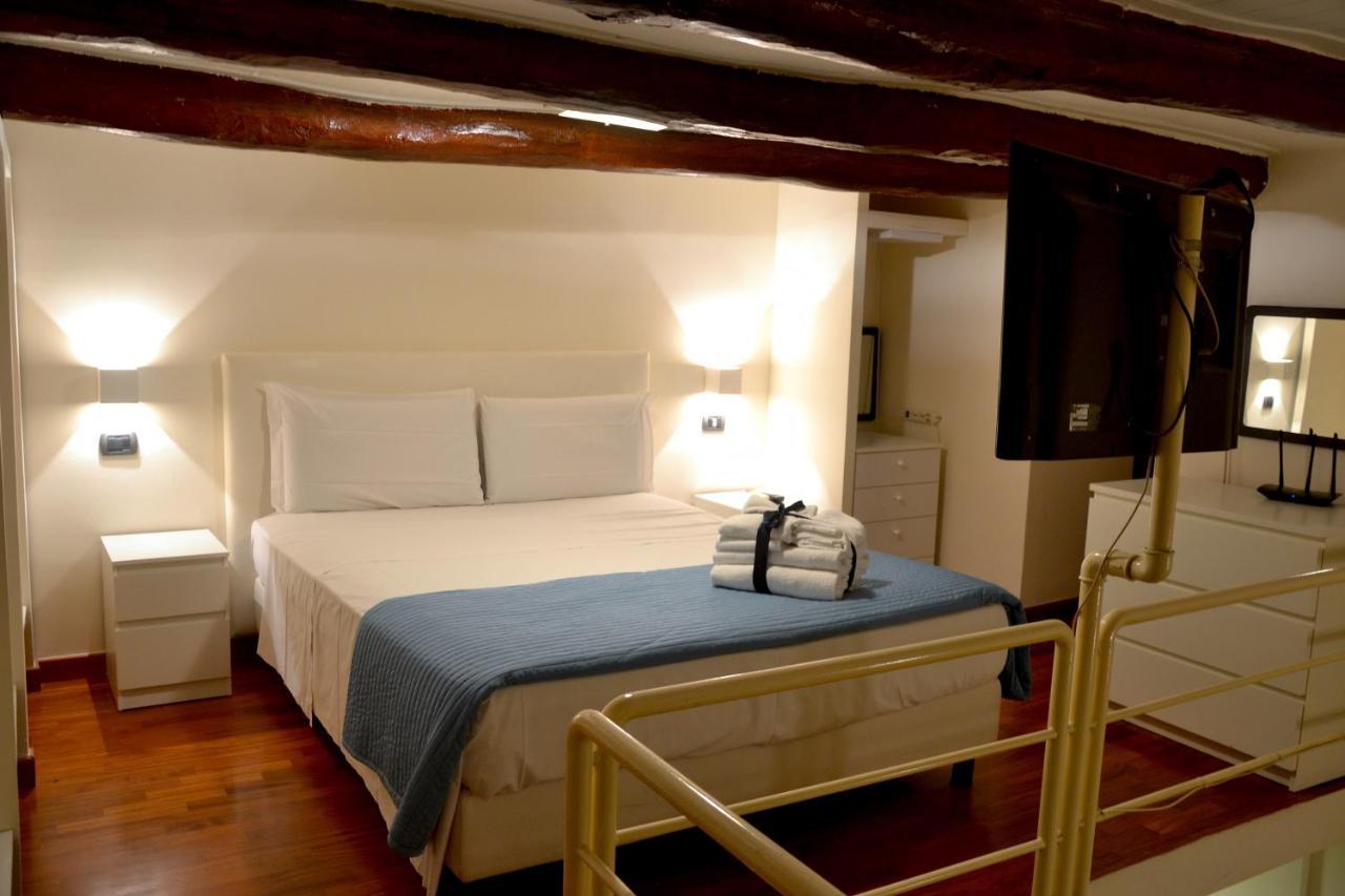 Dimora Bohemien Bed and Breakfast Neapel Exteriör bild